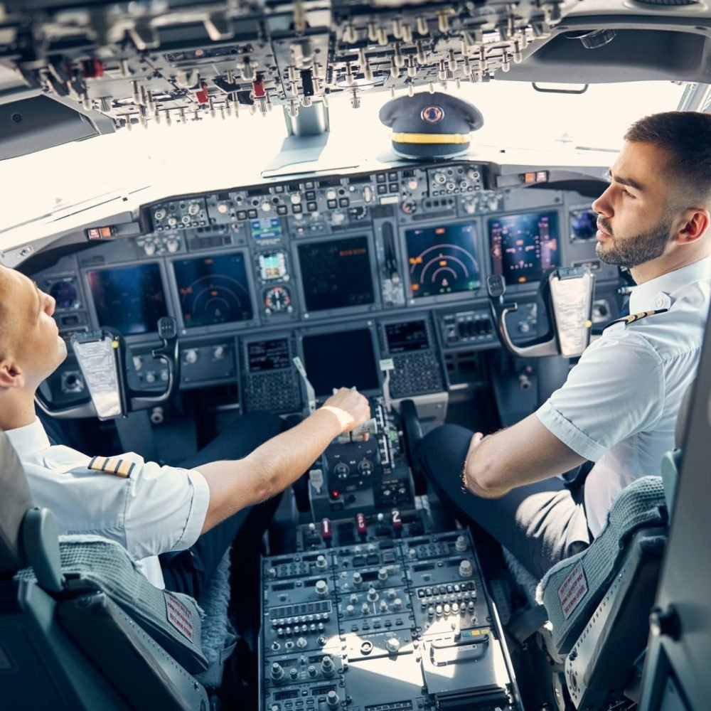 the-pilots-of-aircraft-prepares-for-landing-at-the-airport-e1630636173790.jpg the-pilots-of-aircraft-prepares-for-landing-at-the-airport-e1630636173790.jpg